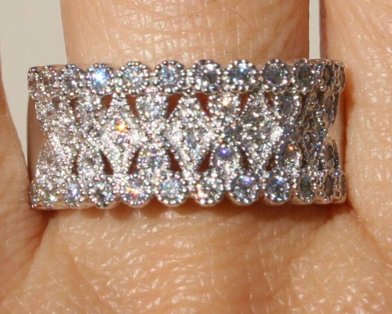 Wunderschöne Sterling Runde & Marquise Cz Getrimmt Breite Bandring von HAANDMADEJEWELRY