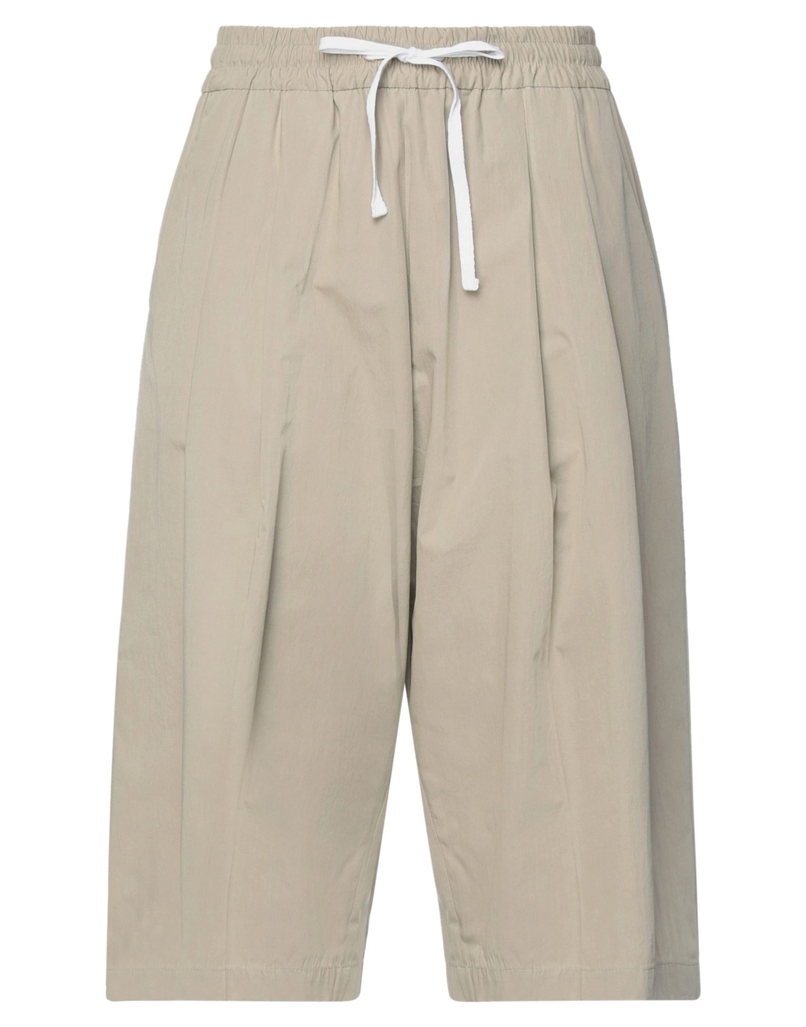 HACHE Shorts & Bermudashorts Damen Khaki von HACHE