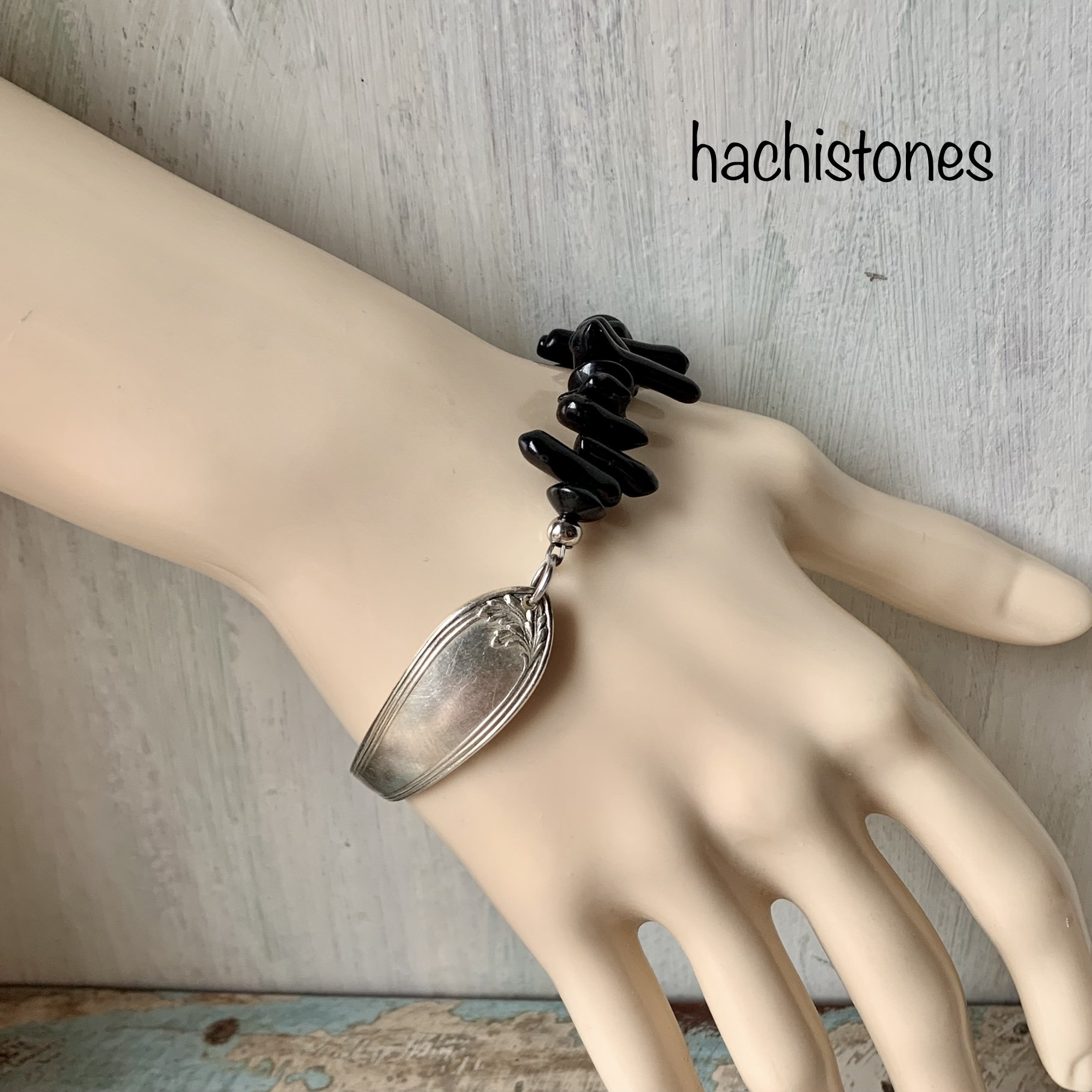 Armspange Aus Besteck Armband Armreif Schwarze Koralle Jaspis Rosa Blau Blaue Glasperlen Glas Perlen Boho Hippy Recycelt Besteckschmuck Armspange Aus Besteck Armband Armreif Schwarze Koralle Jaspis Rosa Blau Blaue Glasperlen Glas Perlen Boho Hippy Recycelt Besteckschmuck von HACHISTONES