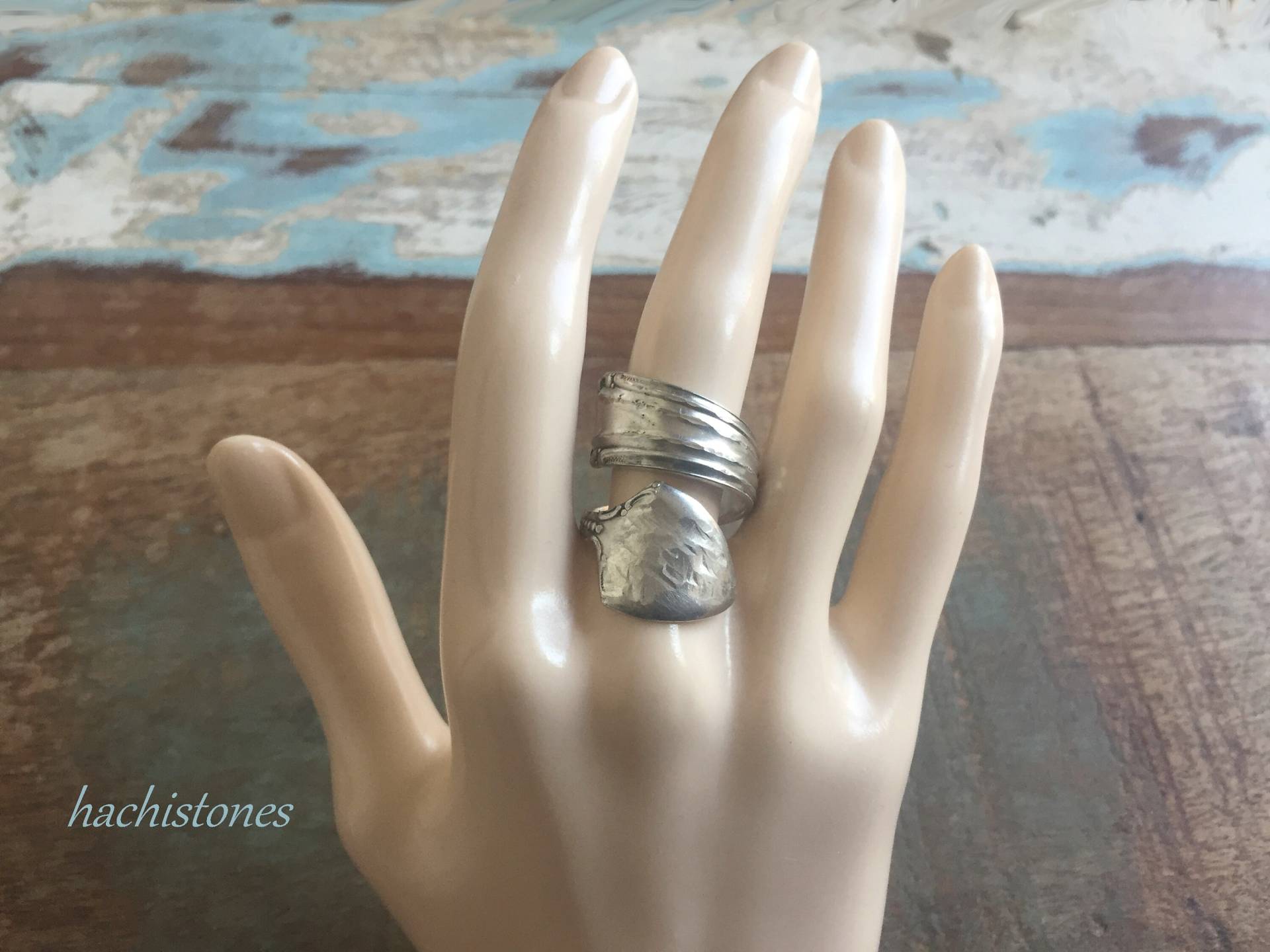 Besteckschmuck - Ring Aus Einer Zuckerzange Besteck Schmuck Versilbert Ringe Besteckringe 18mm Boho Hippy Cutlery Jewelry Besteckschmuck - Ring Aus Einer Zuckerzange Besteck Schmuck Versilbert Ringe Besteckringe 18mm Boho Hippy Cutlery Jewelry von HACHISTONES