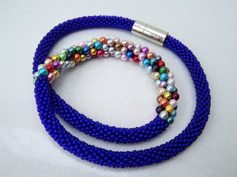 Blau Und Bunt Halskette Collier Feine Handarbeit Schlauchkette Häkelkette Geschenk Frauen Damen Mädchen Geburtstag Hochzeitstag Statement von HAEKELKETTENundmehr