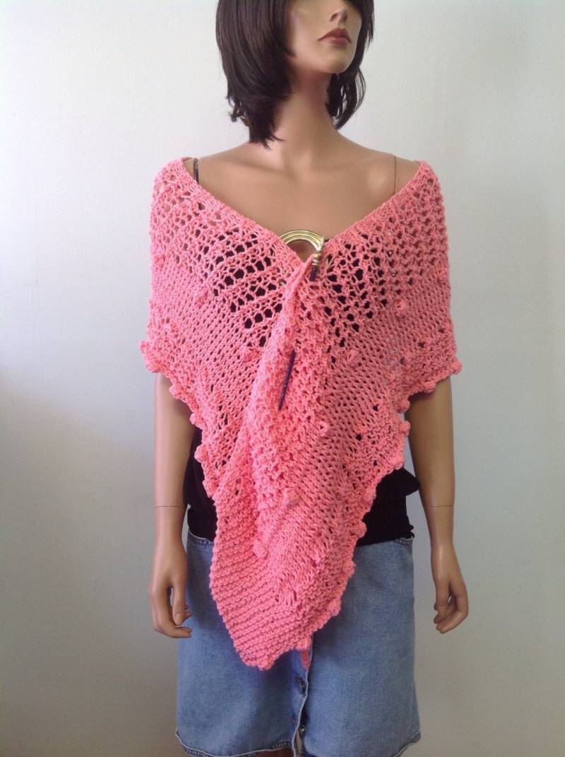 Handgestrickte Spitze Pfirsich Schal Designermode Feminen Flower Budsvwedding Church Eve Handgestrickte Spitze Pfirsich Schal Designermode Feminen Flower Budsvwedding Church Eve von HANDKNITS2LOVE