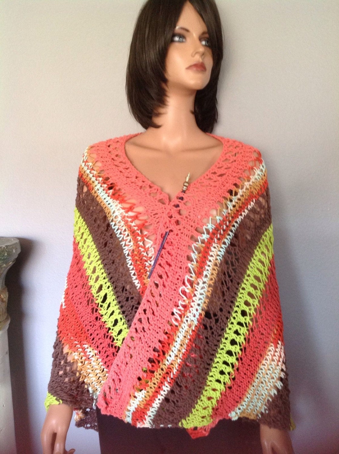 Schal Wickel Stola Baumwolle Sommer Designer Mode Multicolor Spitze Gebet Geschenk Hip Triangle Frauen Geburtstag Party Freundin Mutter Boho Chic von HANDKNITS2LOVE