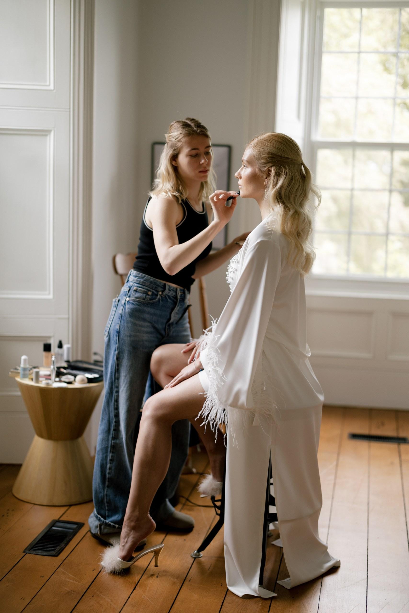 Braut Lange Robe Feder. Weißen Robe.bridal Morgen Dress.wedding Robe. Flitterwochen Wäschekleid. Immer Bereit Für Unsere Passform von HANDMADEGARMENT