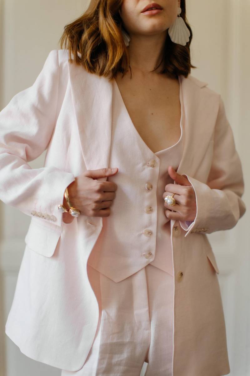 Hellrosa Leinen 3-Teilig Passender Anzug Weste, Blazer Und Sakko.sommer Hosenanzug.damen Westeblazer.leinen von HANDMADEGARMENT