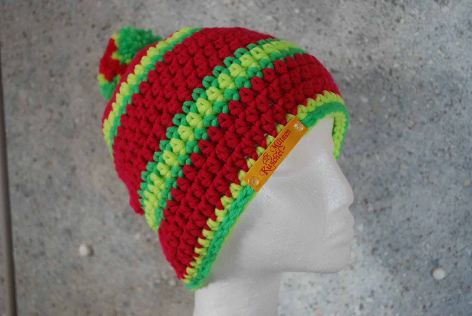 Boshi Mütze Beanie Gehäkelt Mit Oder Ohne Bommel Farbe Rot Gelb Grün Gratis Wandtattoo Coffee Boshi Mütze Beanie Gehäkelt Mit Oder Ohne Bommel Farbe Rot Gelb Grün Gratis Wandtattoo Coffee von HANDMADEbyKUSCHELS