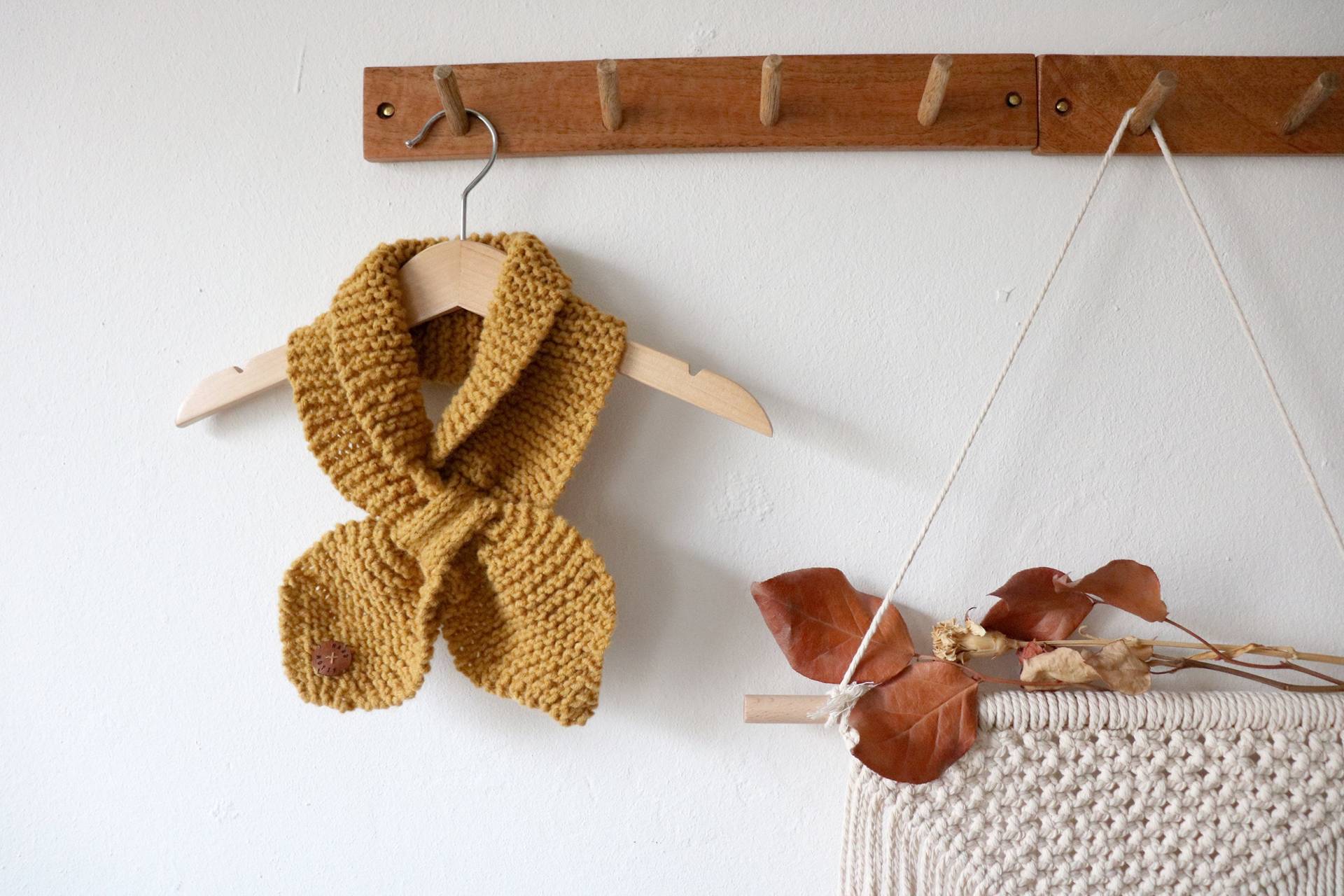 Women Bow Scarf | Knitted Wool Mustard Women Bow Scarf | Knitted Wool Mustard von HANDMOTIF