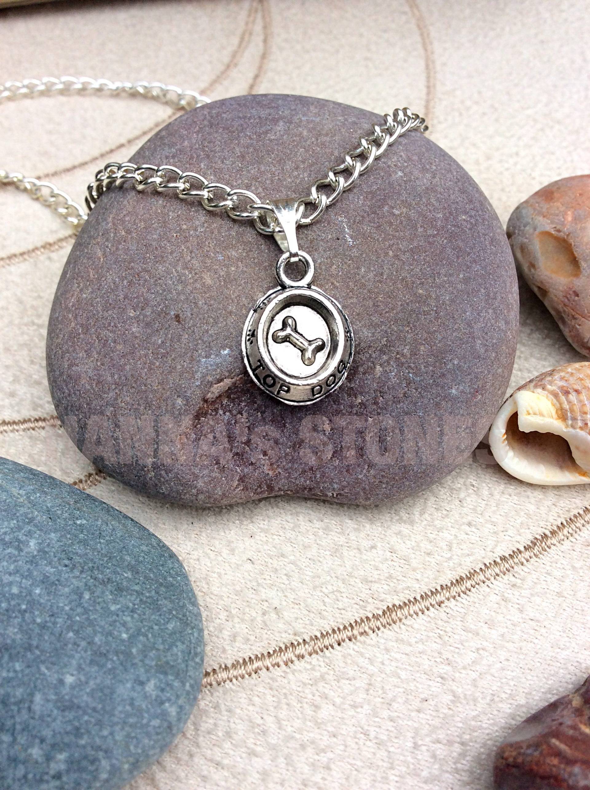 Silber Hundehalskette, Leder Halsketten, Geschenk Für Hundeliebhaber, Halskette Mit Hundecharme, Tierschmuck, Hundeschmuck Silber Hundehalskette, Leder Halsketten, Geschenk Für Hundeliebhaber, Halskette Mit Hundecharme, Tierschmuck, Hundeschmuck von HANNAsSTONES