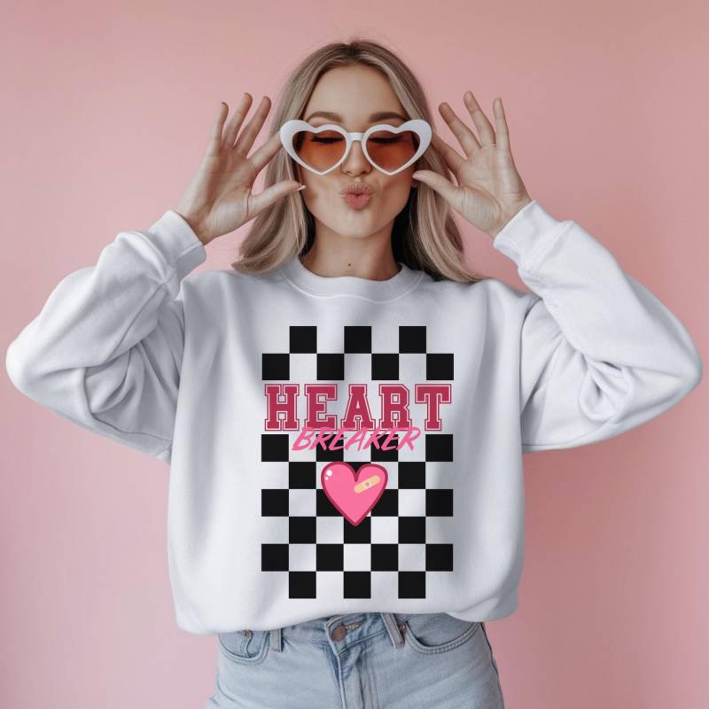 Kuscheliger Pullover Valentinstag - Heartbreaker Gemütlicher Baumwollmix, S-2xl Kuscheliger Pullover Valentinstag - Heartbreaker Gemütlicher Baumwollmix, S-2xl von HAPPYstatements