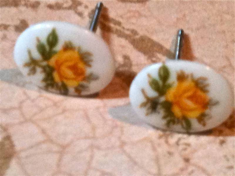 Handgemachte Vintage Blumen Ohrstecker Für Damen Und Mädchen von HASJewelsbyShannon