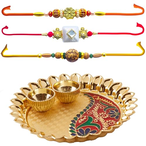 HATHKAAM Set of 5 Rakhi Set for Brother and Bhabhi 3 Pieces Rakhee Bracelet Set Handmade by Women Artisans Love from Sister Decorative Rakhi Plate Set with Two Vatis Rakhi Beads Rakhdi Rakhri Thread HATHKAAM Set of 5 Rakhi Set for Brother and Bhabhi 3 Pieces Rakhee Bracelet Set Handmade by Women Artisans Love from Sister Decorative Rakhi Plate Set with Two Vatis Rakhi Beads Rakhdi Rakhri Thread von HATHKAAM