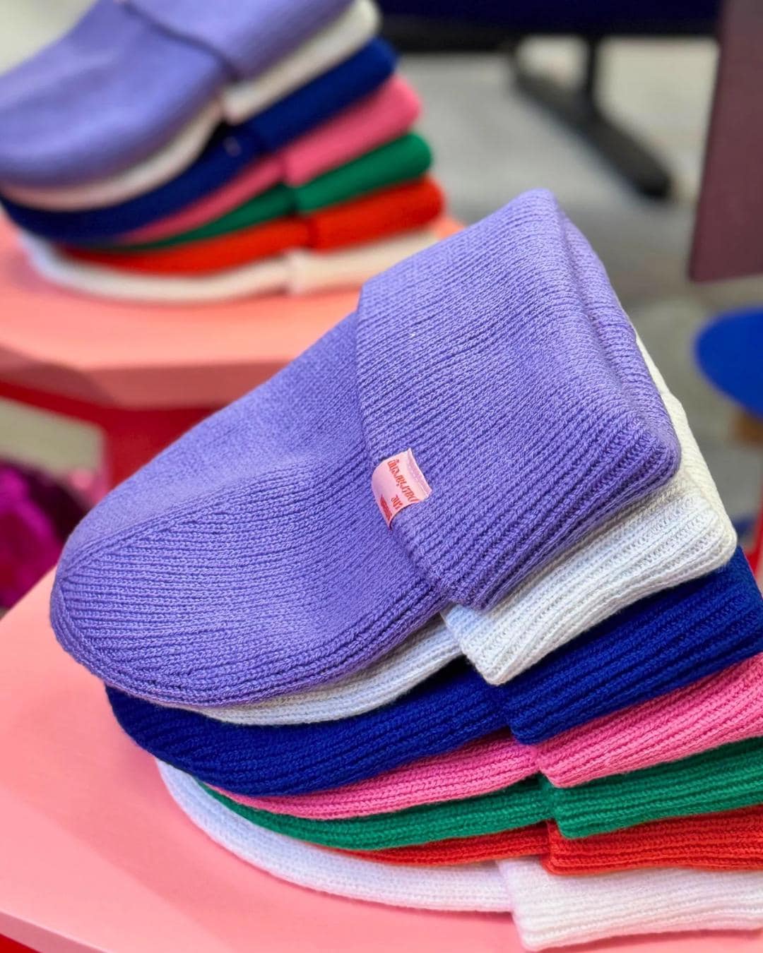 Smash The Patriarchy Beanie Deep Cuffed Mütze Queer Feminismus Wintermütze Weihnachtsgeschenk Weihnachten Unisex Geburtstagsgeschenk Bunt von HAUNOIKopfsache