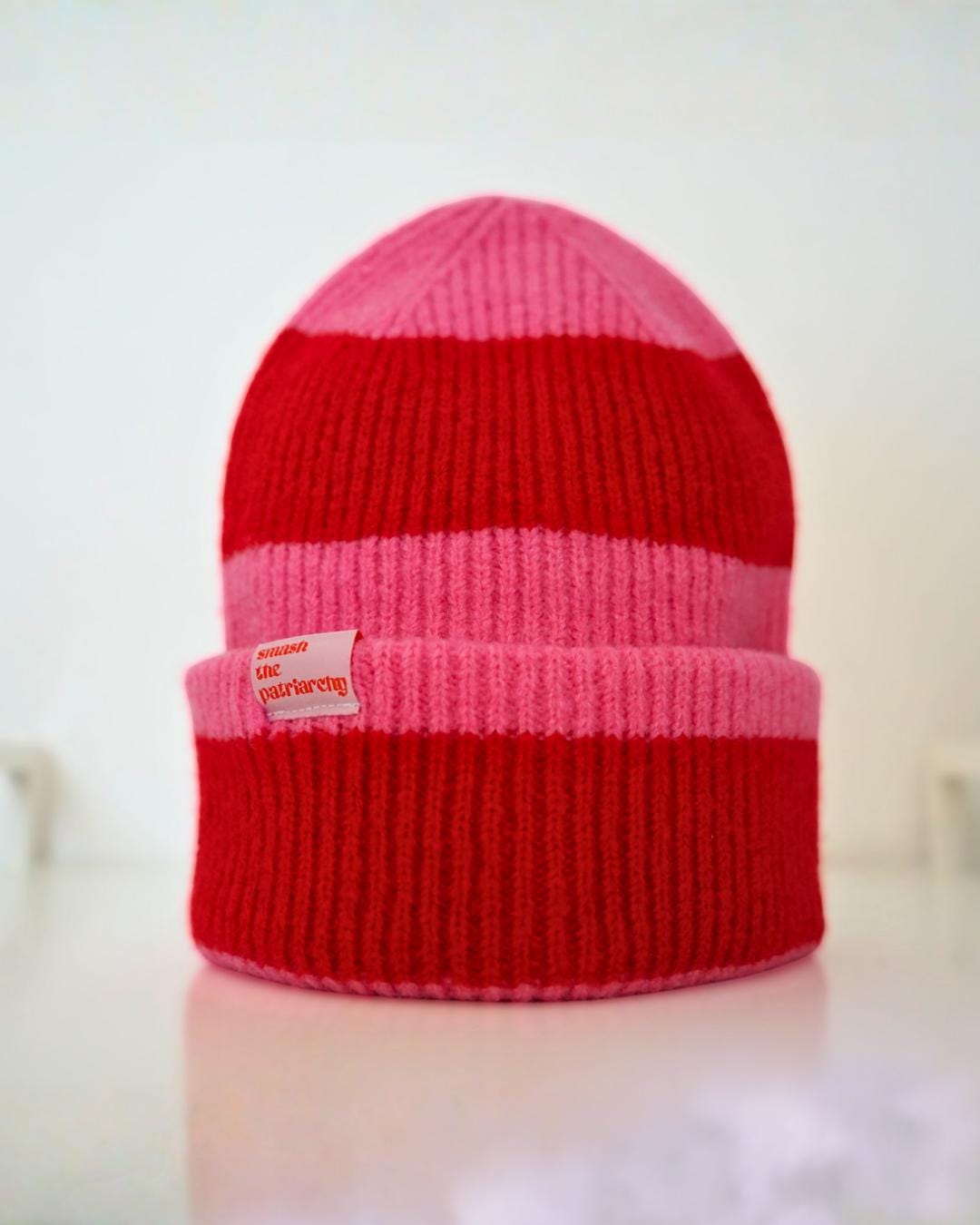 Smash The Patriarchy Beanie Mütze Deep Cuffed Patriarchat Wintermütze Weihnachtsgeschenk Weihnachten Unisex Geburtstagsgeschenk Bunt Warm von HAUNOIKopfsache