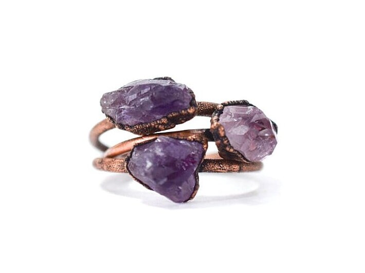 Amethyst Ring | Geburtsstein Schmuck Stapelbarer Ring| Roher Stapelring von HAWKHOUSE