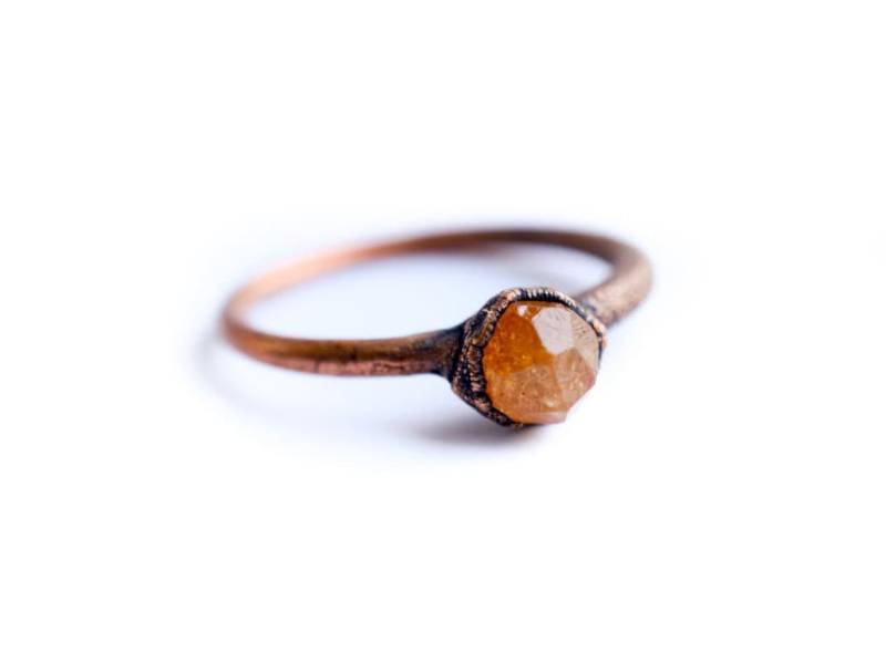 Roher Granat Ring | Oranger Galvanisierter Edelstein Spessartin Mineralring von HAWKHOUSE