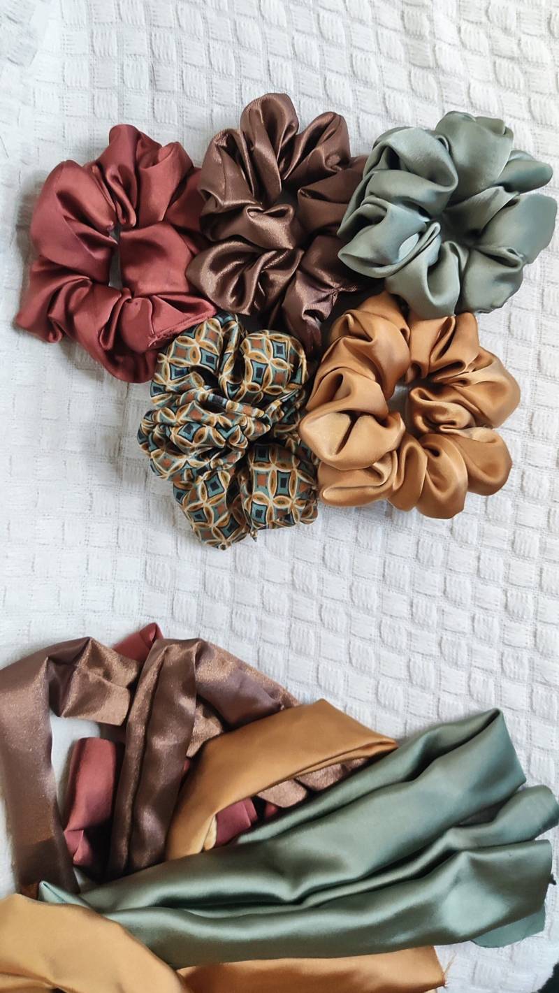 Handmade Scrunchie von HAYGeeCraft