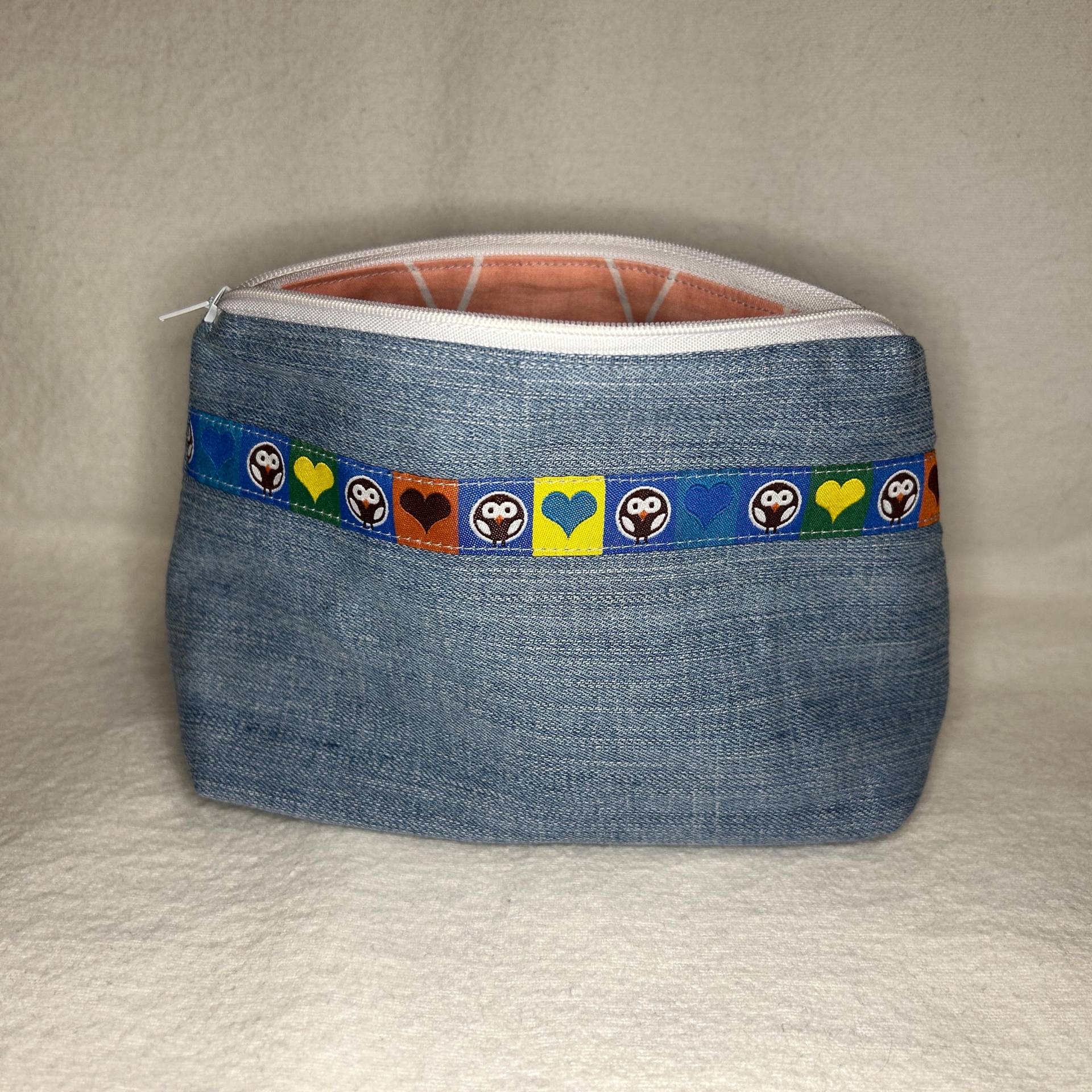 Nachhaltige Schminktasche Aus Recycelter Jeans - Perfektes Upcycling Geschenk Für Frauen Und Zero Waste Fans von HAZIsART