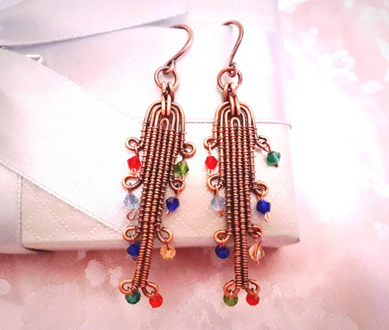 Mehrfarbige Tropfenohrringe Mit Kristallperlen Mehrfarbige Tropfenohrringe Mit Kristallperlen von HBbijoux