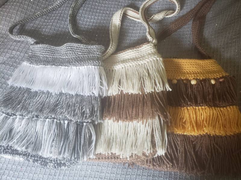 Fransentasche Gehäkelt Fransentasche Gehäkelt von HEADbandsnHANDbags