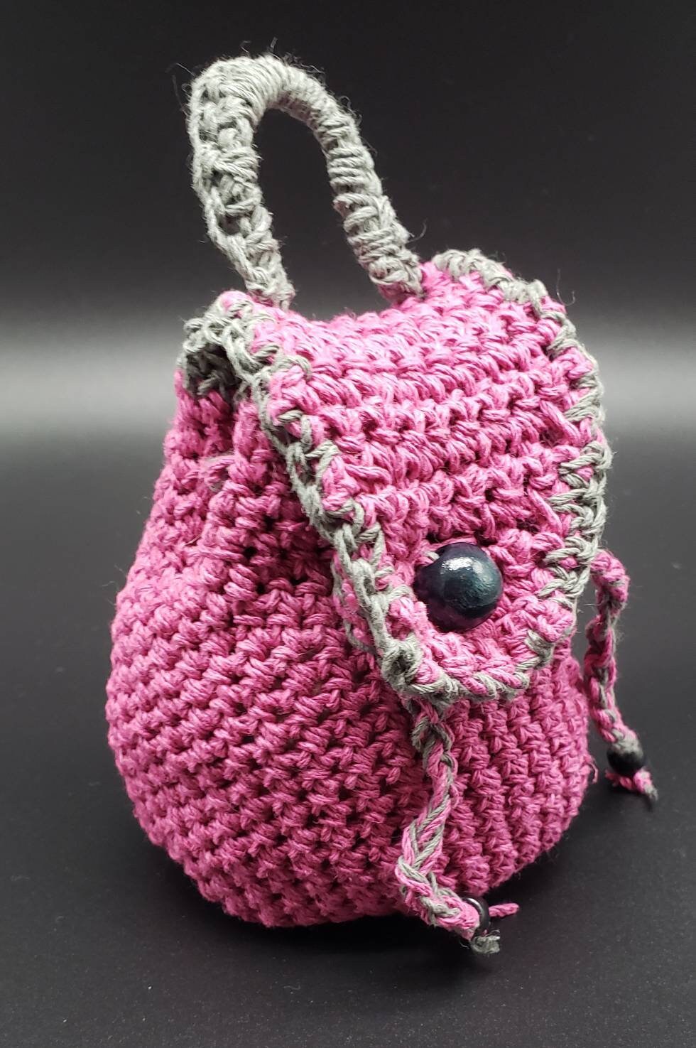 Kleine Hanftasche Aus Perlen Kleine Hanftasche Aus Perlen von HEADbandsnHANDbags