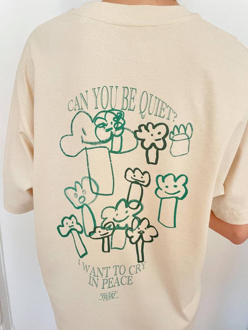 I Need Peace - Oversize T-Shirt/Heartbreak Trennung T-Shirt For Your Friend Geschenk Funny Illustration I Need Peace - Oversize T-Shirt/Heartbreak Trennung T-Shirt For Your Friend Geschenk Funny Illustration von HEARTCLUBStudio