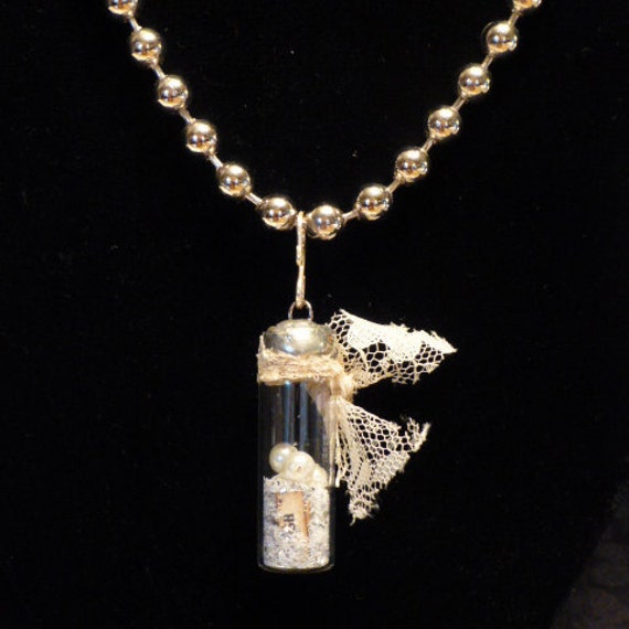 Handgelöteter Glas-Anhänger Wunsch, Hoffnung, Glück - Silberkugel-Kette Handgelöteter Glas-Anhänger Wunsch, Hoffnung, Glück - Silberkugel-Kette von HEARTFELTFAVORITES