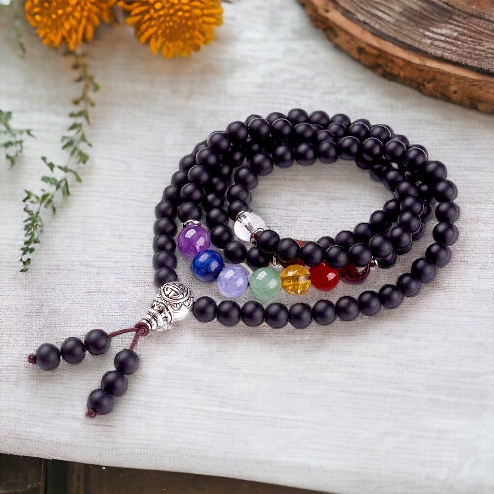Chakra Wickelarmband Mit Schwarzen Achat Perlen, Mala Mehrzweckschmuck, Schmuck, Spirituelle Heilung, Edelsteinheilung Chakra Wickelarmband Mit Schwarzen Achat Perlen, Mala Mehrzweckschmuck, Schmuck, Spirituelle Heilung, Edelsteinheilung von HEARTOFGARNETLLC