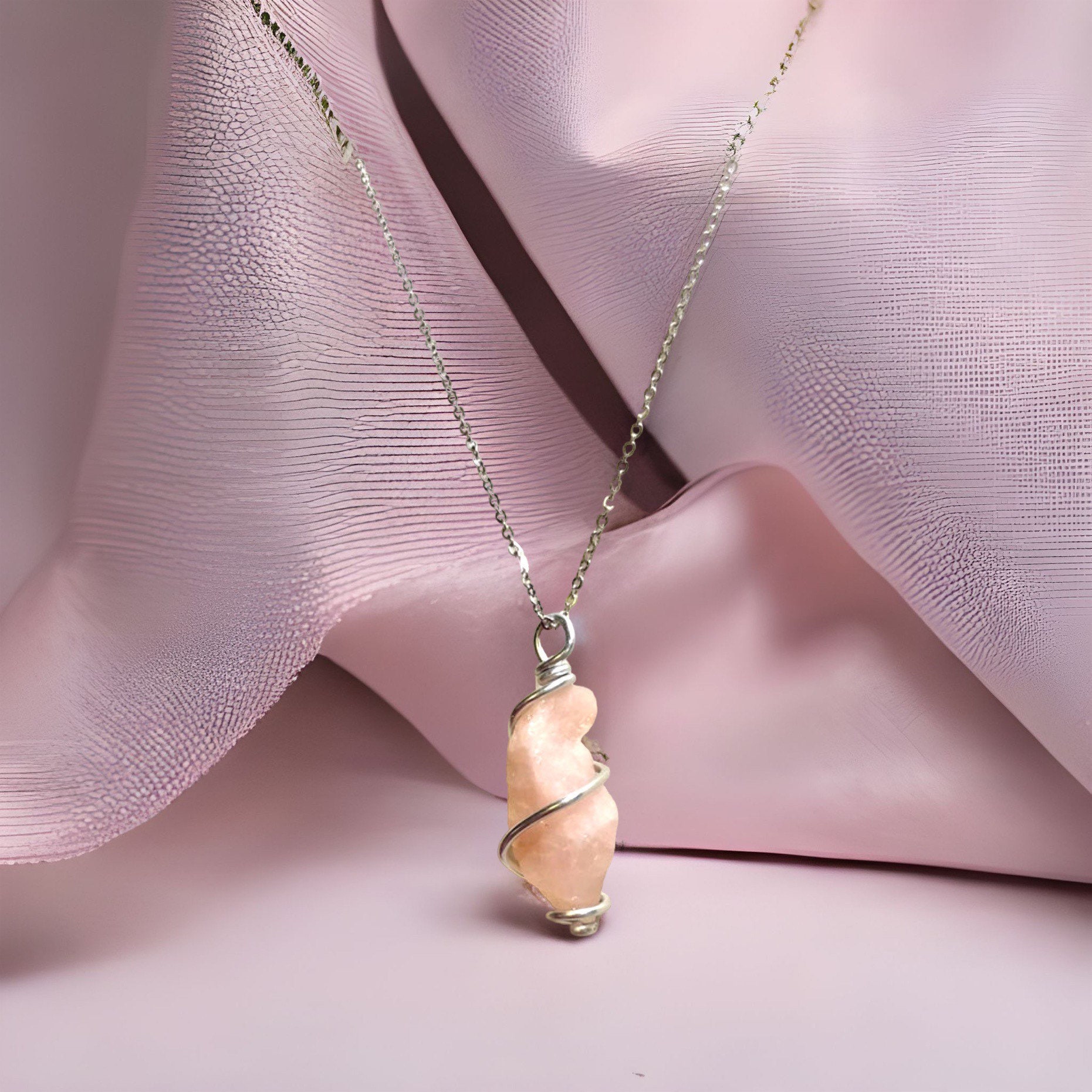 Roher Rosenquarz, Draht Gewickelter Benutzerdefinierter Kristallschmuck, Kristall Für Liebe, Herzheilung, Kraftvolle Heilkristalle von HEARTOFGARNETLLC
