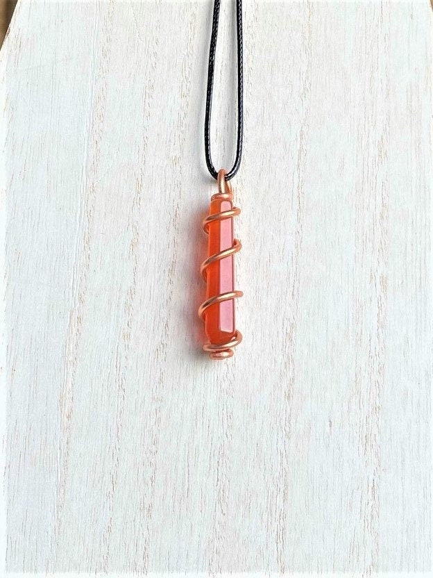 Wire Wrapped Karneol Halskette, Crystal Point Halskette von HEARTOFGARNETLLC