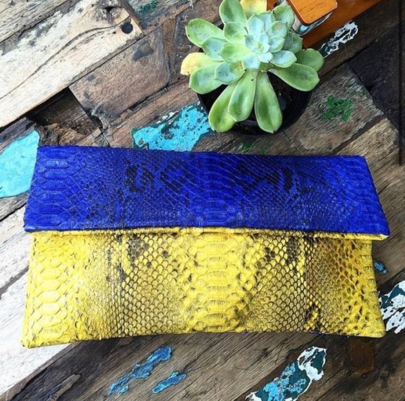 Echte Pythonhaut Blau Und Gelb Colorblock Handgemachte Kupplung, Edle Elegante Leder Umschlagtasche, Geldbörse Versandkostenfrei, Flache Schlange von HEDONISTBALI