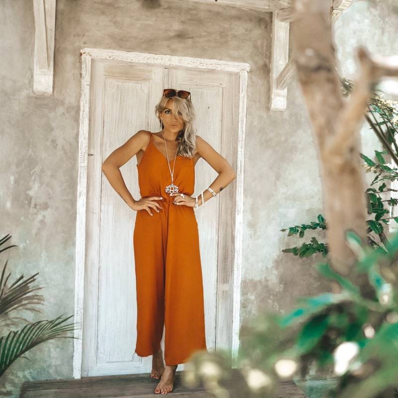 Overall Damen Sommer Terracotta Orange Edel Outfit | Sommerkleidung Für Frauen Design Jumpsuit Elegant Sportlich Edles Mädchen-Outfit von HEDONISTBALI