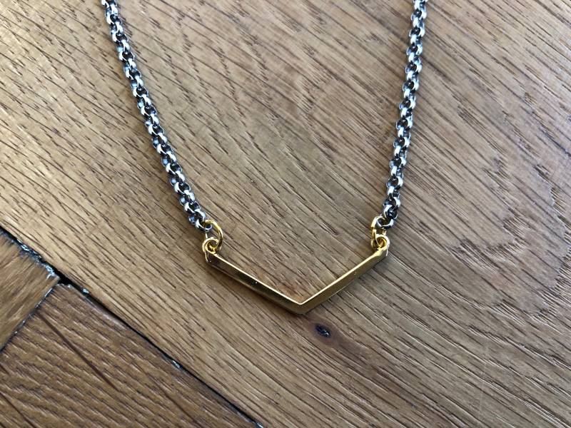 Kette Gliederkette Silber Mit Anhänger Gold Pfeil Geometrisch von HEIDIGoldBerlin