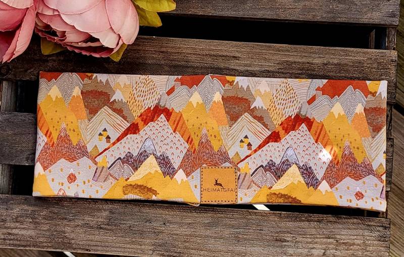 Outdoor Bergstirnband Bergstoff Headband Stirnbandl Damenstirnband Bergmotiv Gipfelstoff Sportband Multifunktionsband Senfgelb Rot Orange von HEIMATGFAI