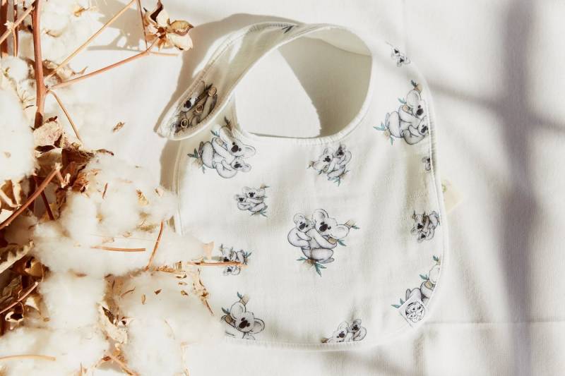 HELLO MAMA Lätzchen Bio Lätzchen 23cm x 30cm von HELLO MAMA