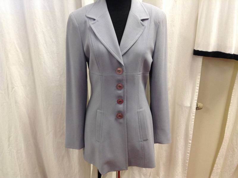 Bebe Crepe Schieferblauer Blazer/Jacke Gr. 36 Bebe Crepe Schieferblauer Blazer/Jacke Gr. 36 von HERCoutureResale