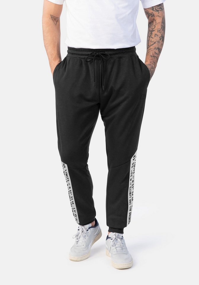 HERO by John Medoox Sporthose JAMES Jogginghose Sportspant Sporthose Tapered Fit Sport Funktionsqualität für Herren von HERO by John Medoox