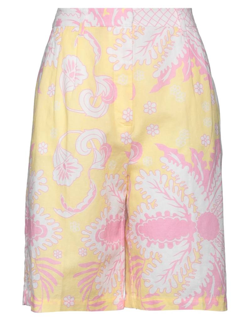 HERZENSANGELEGENHEIT Shorts & Bermudashorts Damen Gelb von HERZENSANGELEGENHEIT