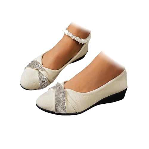 Damen Leichte Mode Strass Keilschuhe Glitzer Orthopädische Slip-On Ballerinas Bequeme Runde Zehen Niedriger Absatz Pumps für Hochzeit Braut, weiß, 46 EU von HESYSUAN