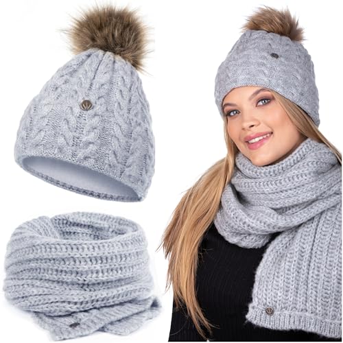 HEYO Damen Set Mütze Weiche Wintermütze mit Kunststoffbommel Leicht Winterschal Schal Halswärmer Bommelmütze Beanie Strickmütze gefüttert Winterset Damenschal (Grau) von HEYO