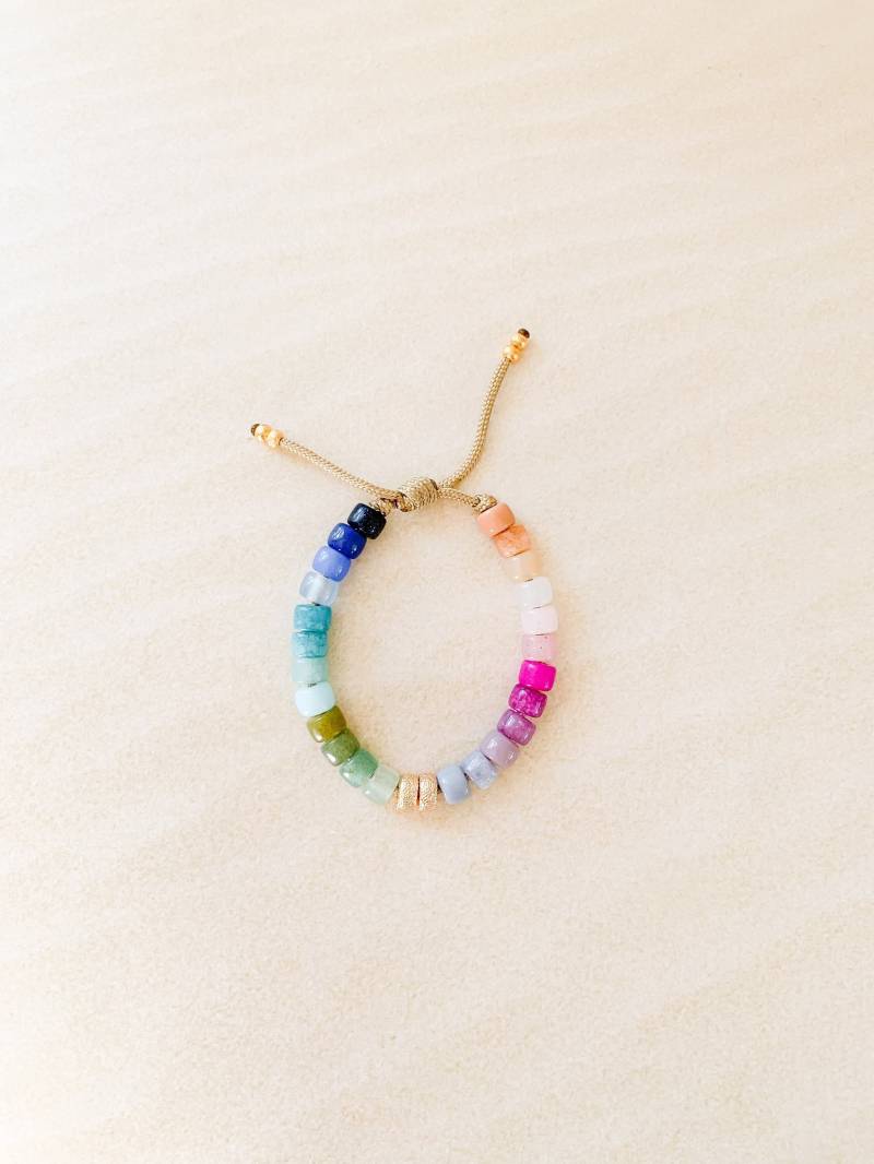 Nr.19 | Regenbogen Edelstein Crow Bead Armband Pony Perlen Trendiges Designer Inspiriert Forte Große Perle Armreif Candy von HHperlastudio