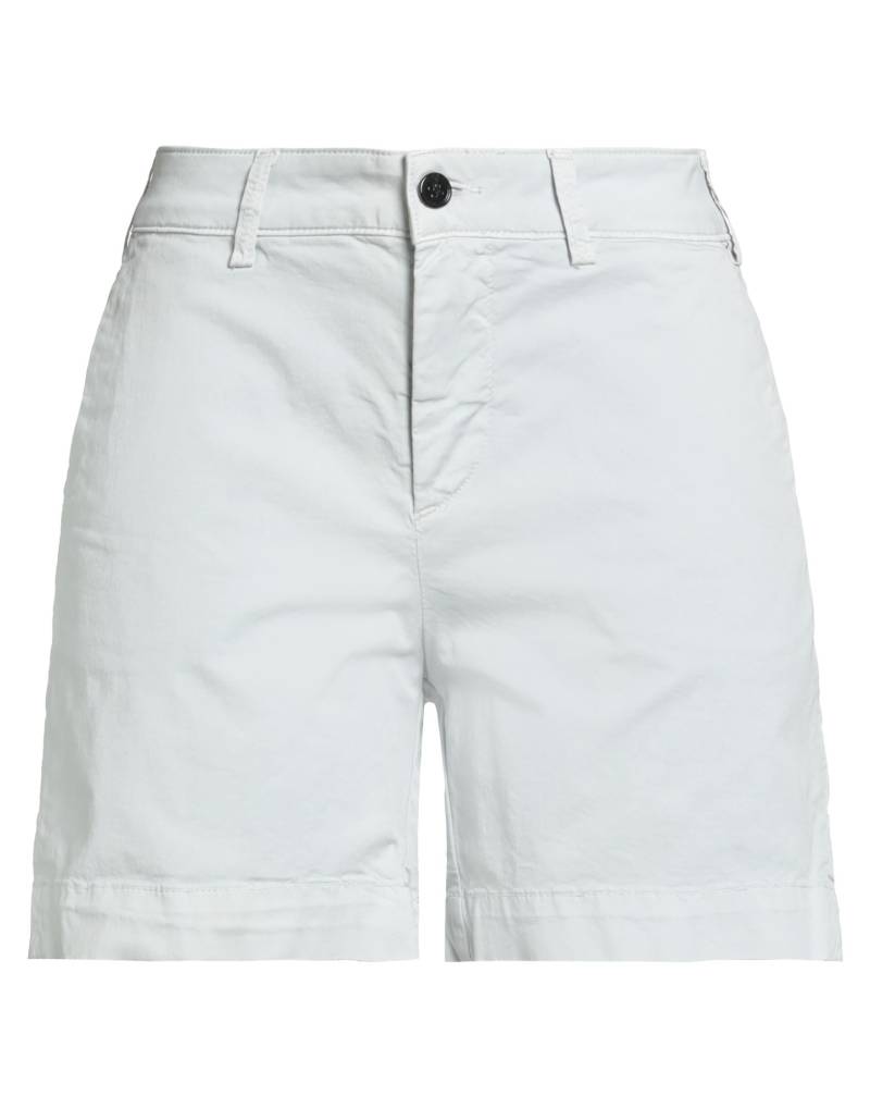 HISTORIC Shorts & Bermudashorts Damen Hellgrau von HISTORIC