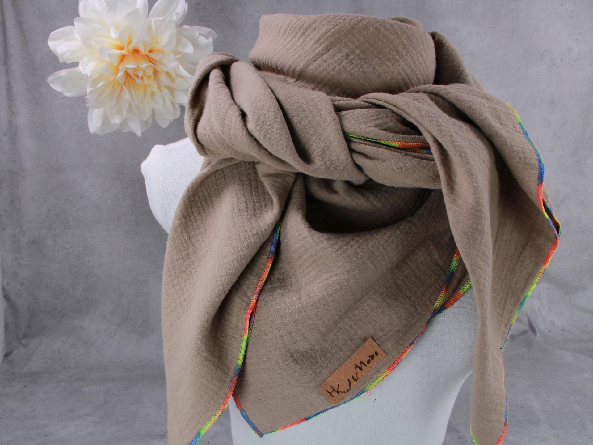 Musselin Tuch Schal Loop Dreieckstuch Damen - Beige Multicolor Musselin Tuch Schal Loop Dreieckstuch Damen - Beige Multicolor von HKModeHandmade