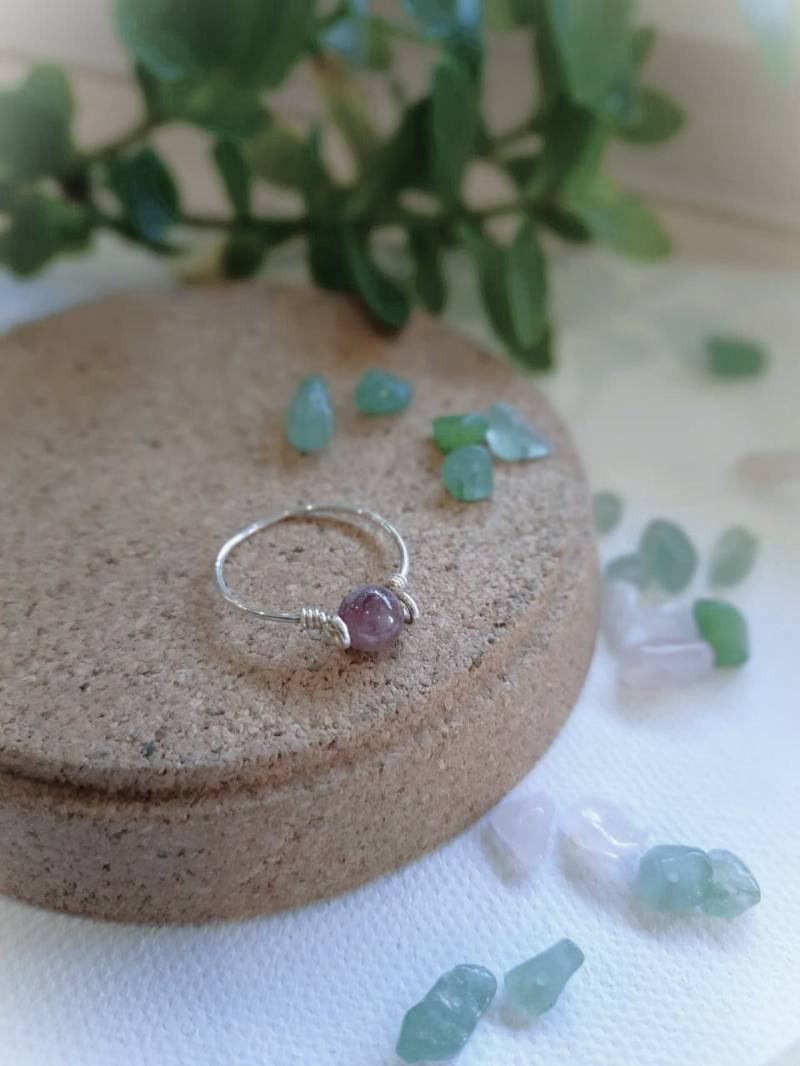 Fidget Ring, Minimalisticher Anti Angst Sterling Silber, Lepidolite Stein Fidget Ring, Minimalisticher Anti Angst Sterling Silber, Lepidolite Stein von HKuligerJewelry
