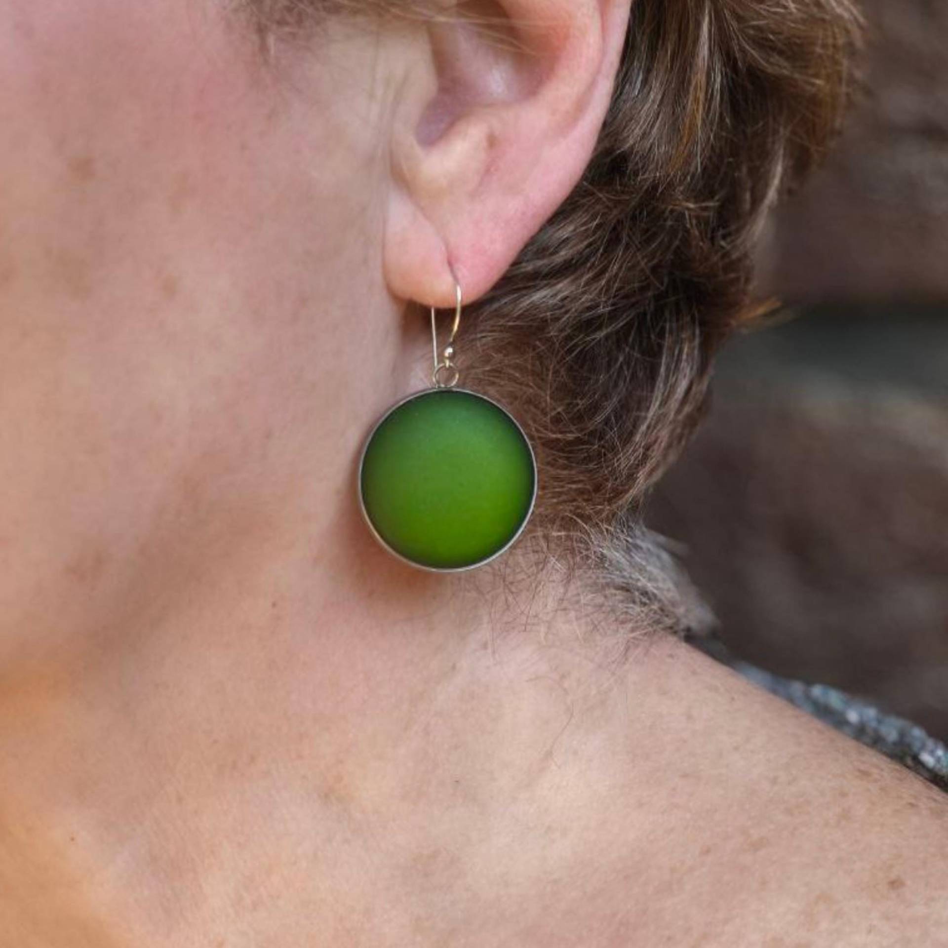 Statement Ohrringe Flaschengrün Silber Aus Edelstahl, Handgemachter Schmuck Im Boho Stil , Geschenk Für Sie, Boho Chic Statement Ohrringe Flaschengrün Silber Aus Edelstahl, Handgemachter Schmuck Im Boho Stil , Geschenk Für Sie, Boho Chic von HKuligerJewelry