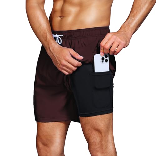 HMIYA Badehose Herren 2 in 1 Badeshorts Schwimmhose Schnelltrocknend Kurz Boardshorts mit Kompression und Reißverschlusstaschen(Dunkelbraun 3XL) von HMIYA