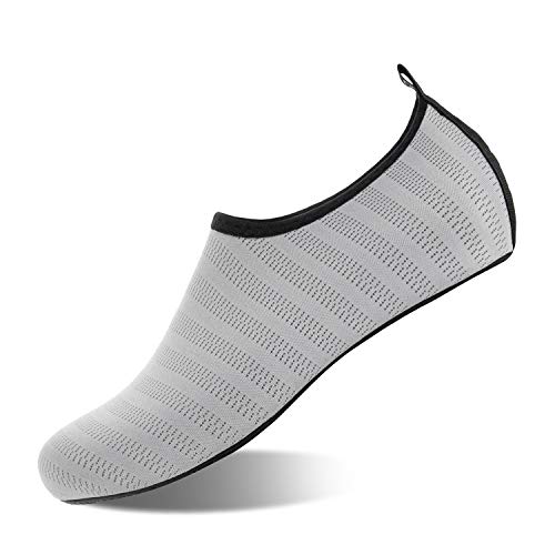 HMIYA Badeschuhe Strandschuhe Wasserschuhe Aquaschuhe Schwimmschuhe Surfschuhe Barfuß Schuhe für Damen Herren(Hellgrau Lxy,40-41 EU) von HMIYA