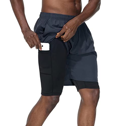 HMIYA Herren 2 in 1 Shorts Fitness Sporthose Kurz Jogginghose Schnelltrocknende Laufhose mit Kompressionsshorts und Taschen Reißverschlussfach(Dunkelgrau,EU-2XL/US-XL) von HMIYA