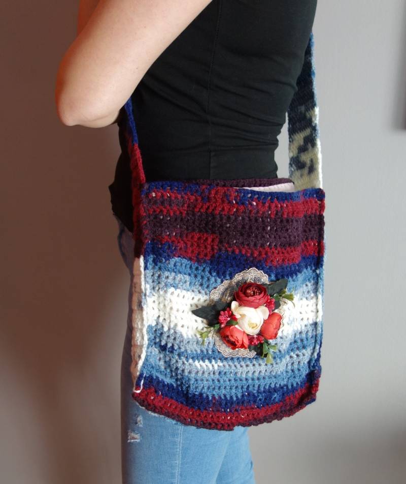 Damen Umhängetasche Blumentasche Häkeln Schulter Handtasche Geldbörse Boho Blumen Häkeltasche Handgefertigt von HMLulu