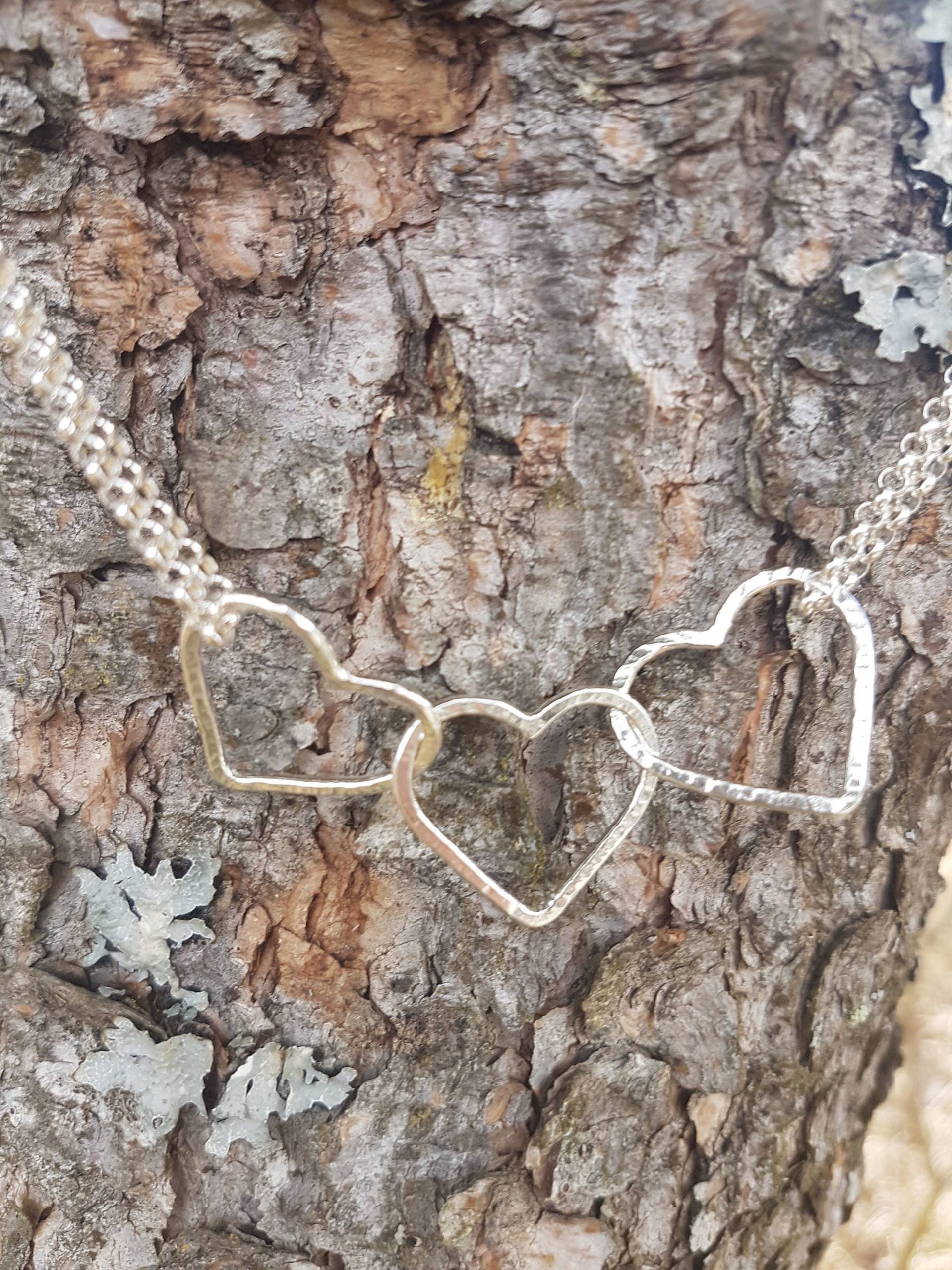 Drei Herzen Herzstück Für Mama Metall Drei Herzen Herzstück Für Mama Metall von HOHOLM