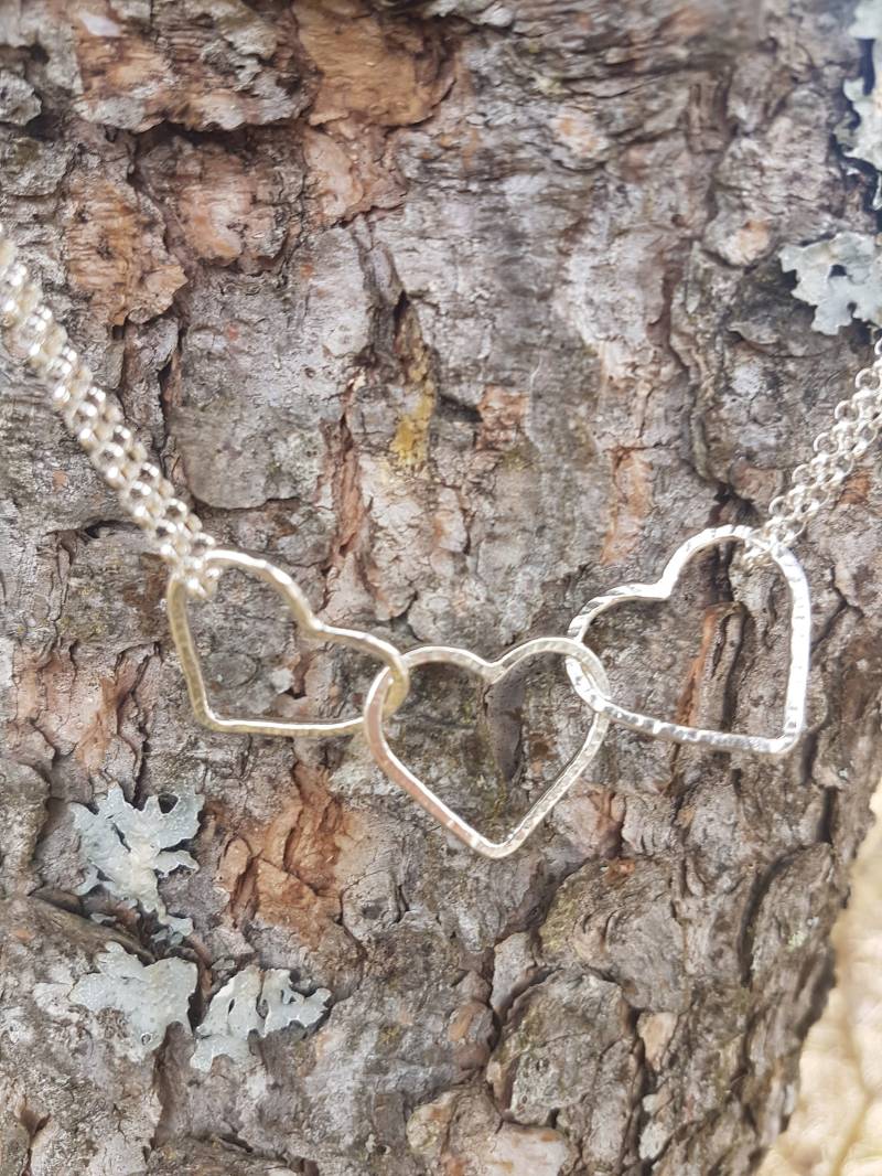 Drei Herzen Herzstück Für Mama Metall Drei Herzen Herzstück Für Mama Metall von HOHOLM